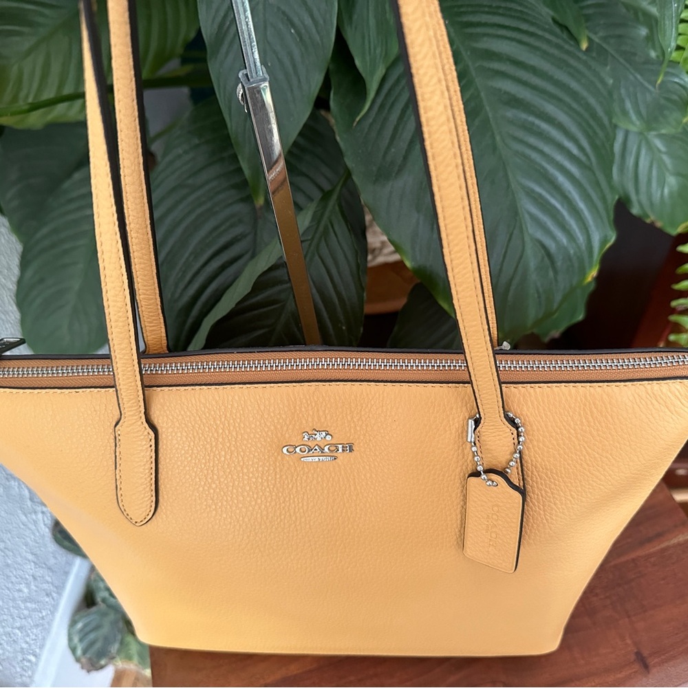 Coach Yellow Tote Bag - Picture 10 of 15